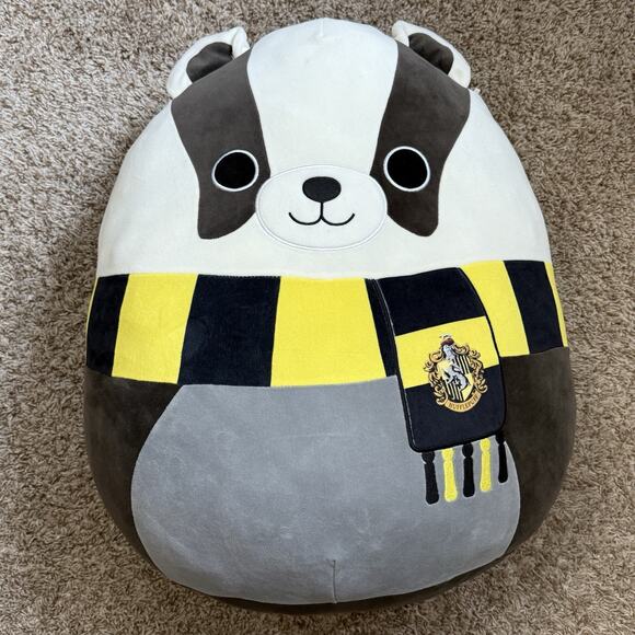 HUGE Squishmallows Harry Potter JUMBO 20” Inch Hufflepuff Badger Plush Toy - Picture 1 of 10